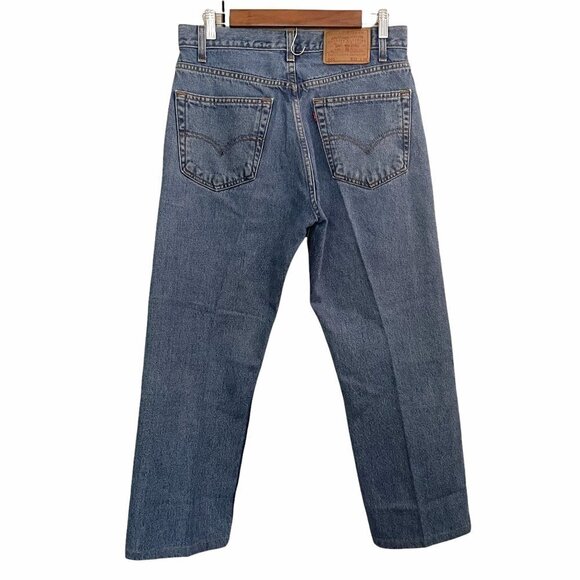 Levi's Vintage 505 Regular Fit Straight Leg Medium Wash Cropped Jeans Size 32 - Picture 8 of 8